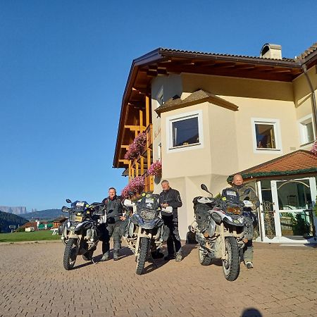 Garni La Majon Hotel Selva di Val Gardena Bagian luar foto
