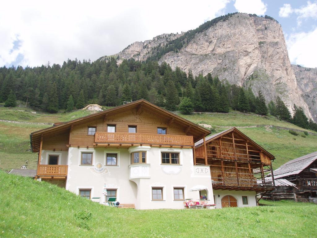 Garni La Majon Hotel Selva di Val Gardena Bagian luar foto