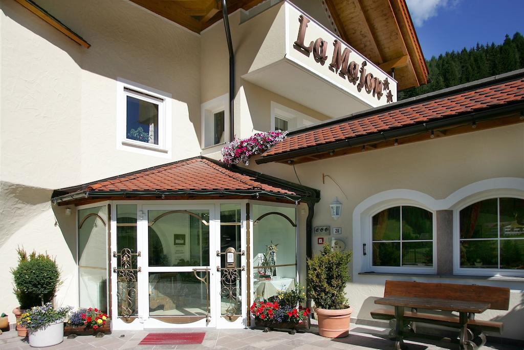 Garni La Majon Hotel Selva di Val Gardena Bagian luar foto