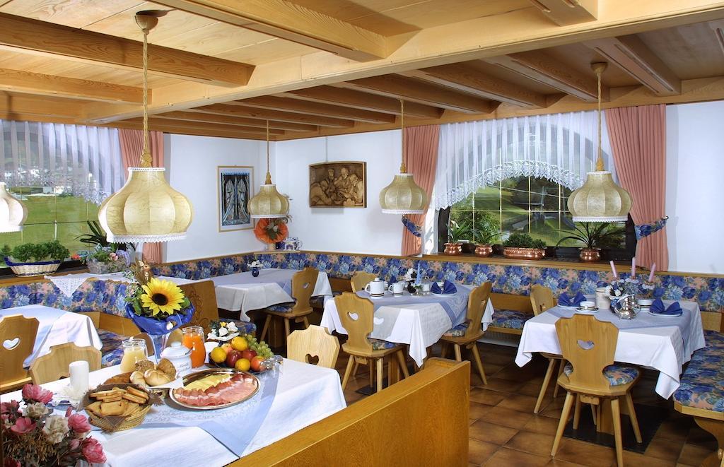 Garni La Majon Hotel Selva di Val Gardena Bagian luar foto