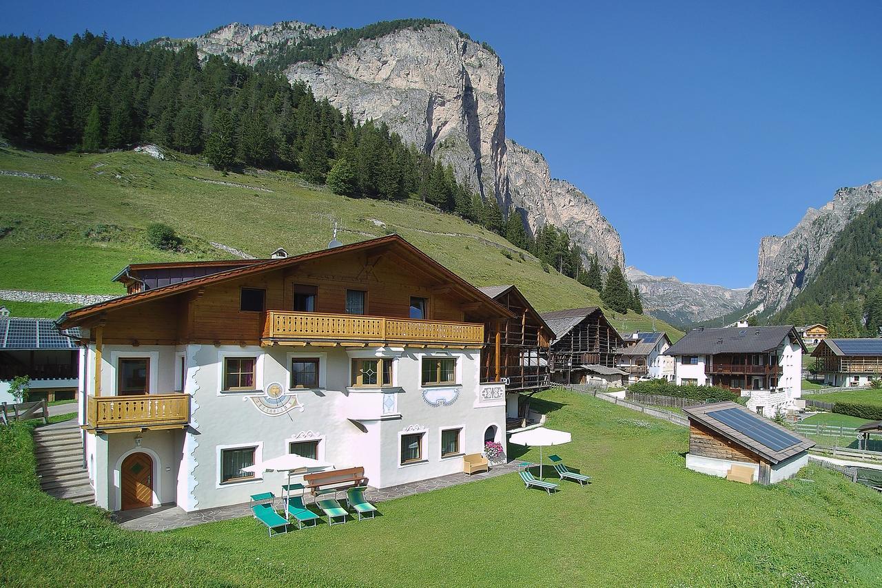 Garni La Majon Hotel Selva di Val Gardena Bagian luar foto