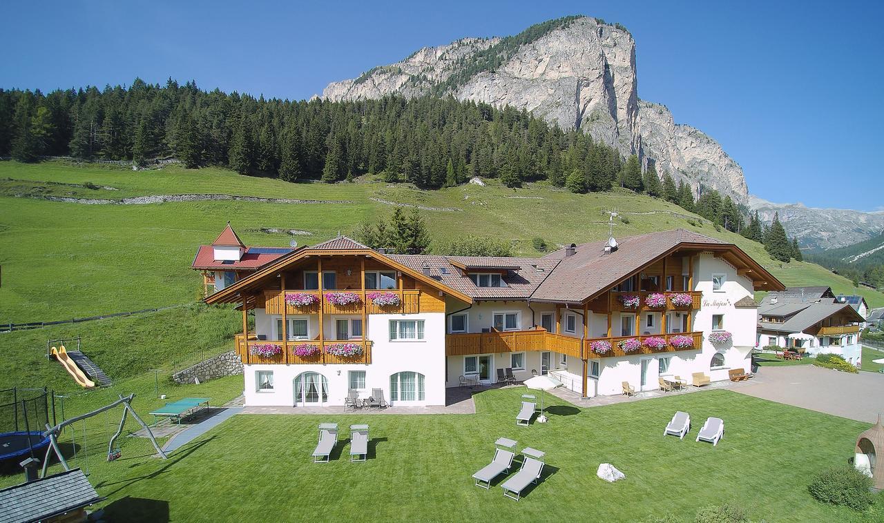 Garni La Majon Hotel Selva di Val Gardena Bagian luar foto
